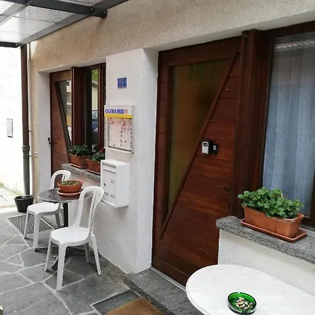 旅馆 La Curva Cavergno